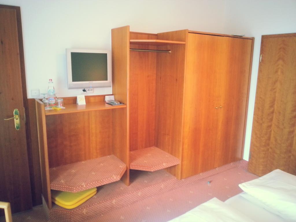 Hotel Seewirt Nonnenhorn Room photo